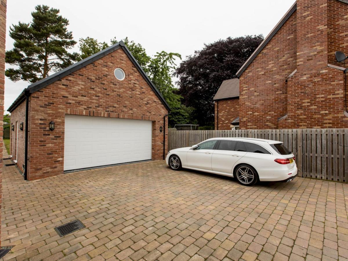 Pass The Keys Superb Space In The Idyllic Village Of Loppington Shrewsbury Eksteriør billede